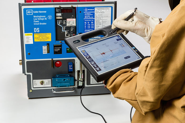 Circuit Breaker Analyzer Application Wins New Product of the Year Award