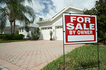 US Homebuilding Drops in May, but Pace Stronger Than in 2014