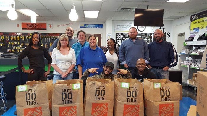 Employees at Atlanta Light Bulbs Shopped ‘Til They Dropped