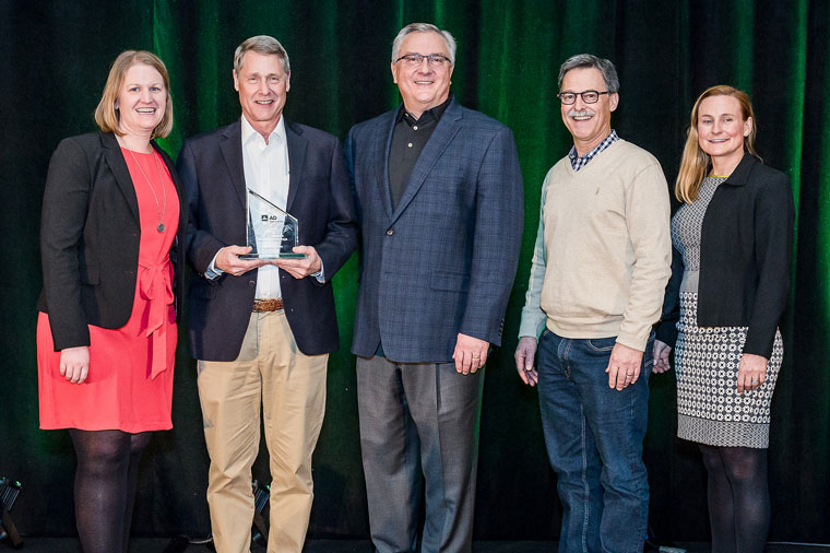 AD Hosts 2nd Annual e-Commerce Summit