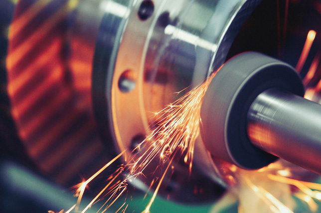 US Manufacturing Falls in April as Virus Ravages Economy