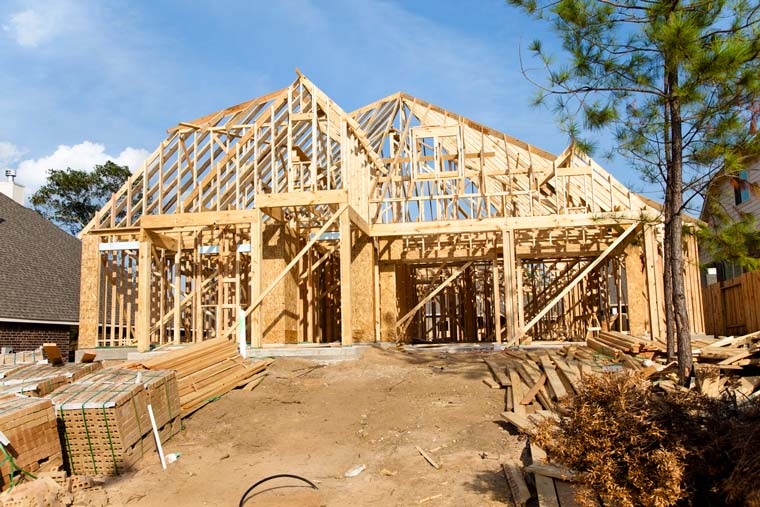 US Home Construction Rebounds in March After Frigid February