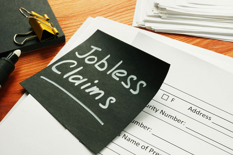US Jobless Claims Fall to Another Pandemic Low