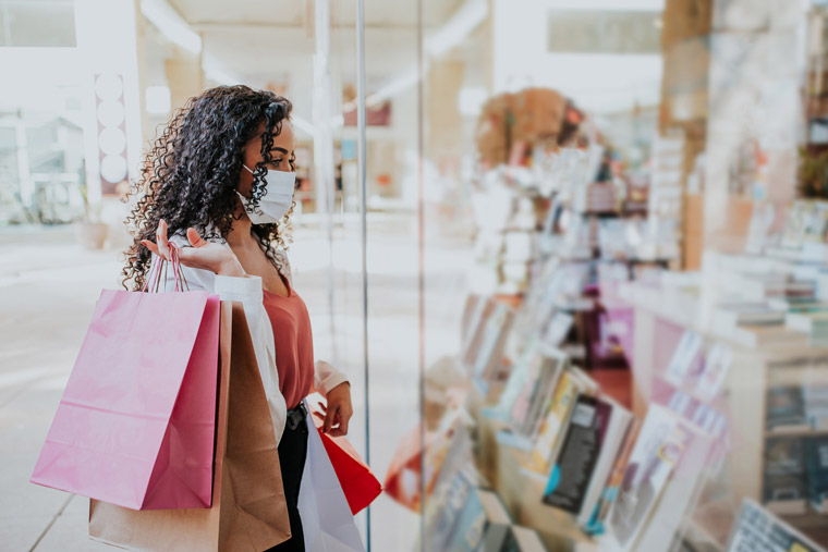 July US Consumer Spending Eeks Up 0.3% as Delta Threatens