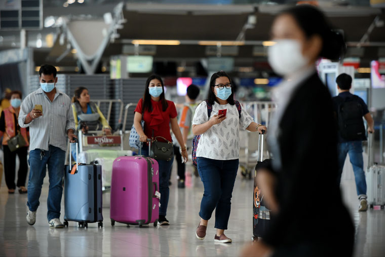 US Consumer Confidence Rises Despite Omicron, Higher Prices