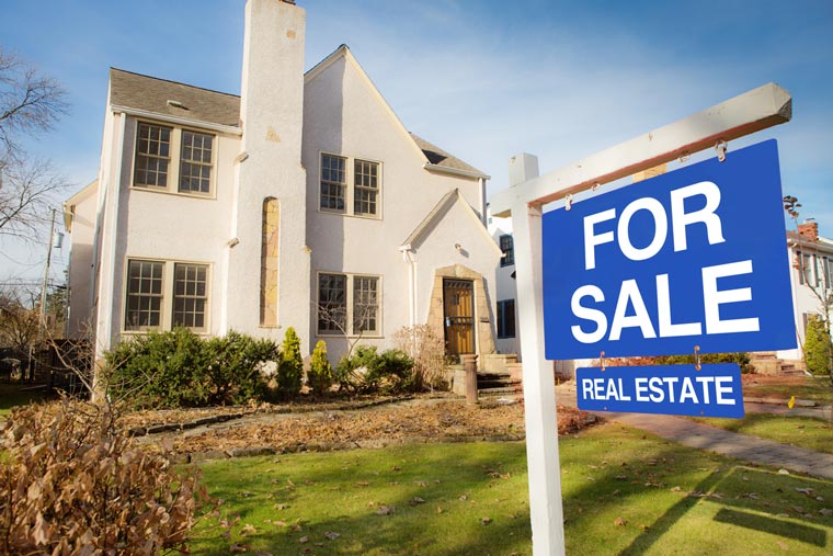 Average Long-Term U.S. Mortgage Rates Ease to 5.7%