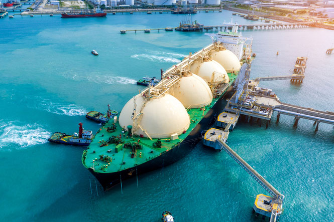 STUDY: DOE’s LNG Export Pause Puts 900,000 Jobs at Risk