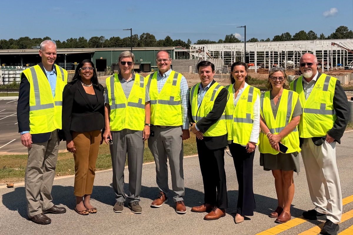 Southwire Welcomes US Representative Mike Rogers to Alabama